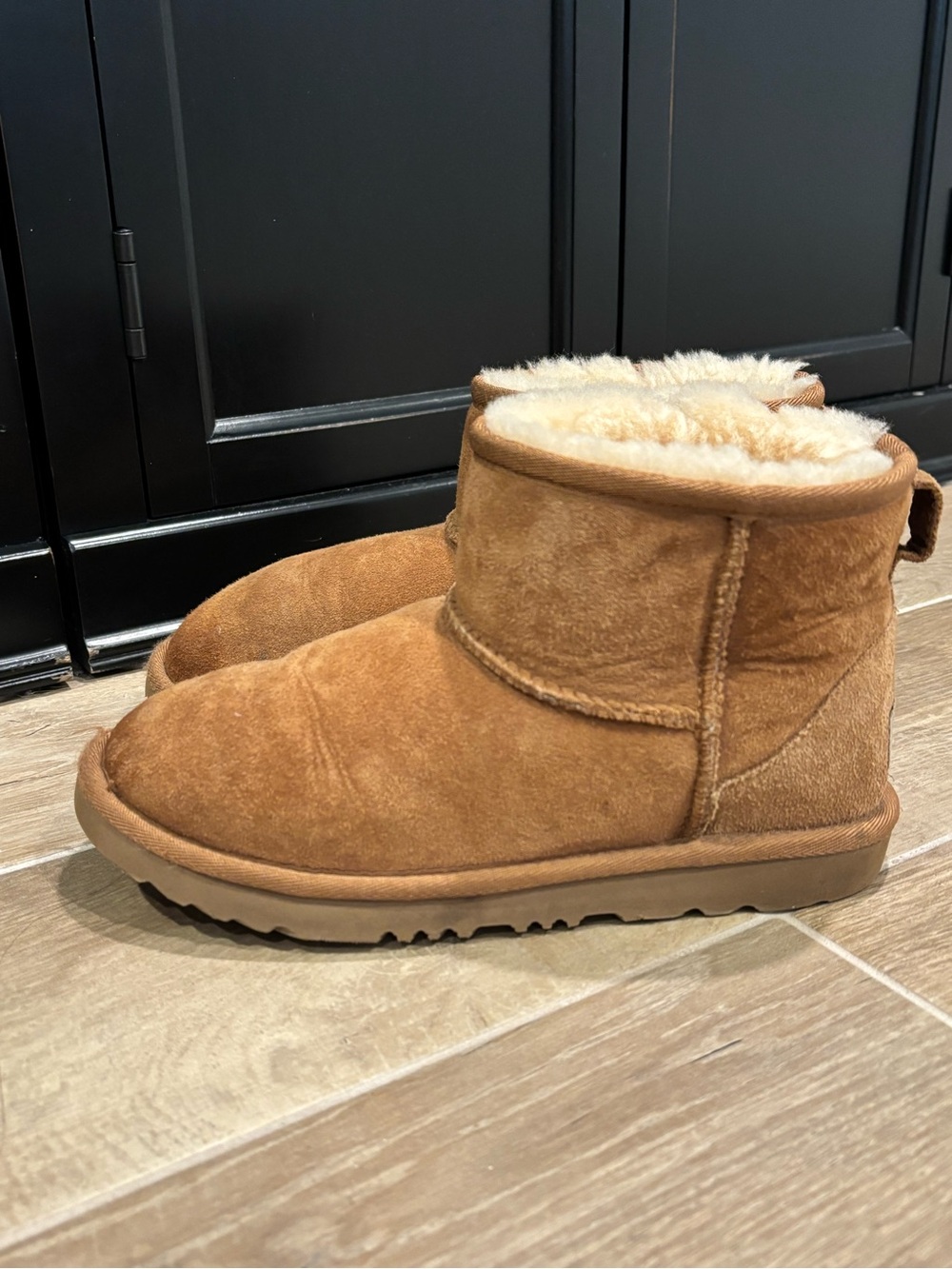 Women's UGG Boots Suede Sheepskin Lined Slip-On Ankle Boots Classic Warm Cozy